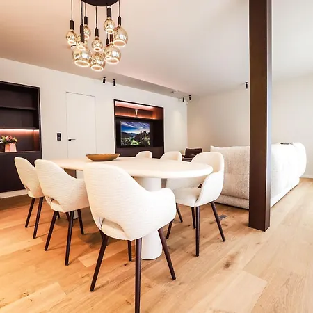 Classy With Large Terrace Near *