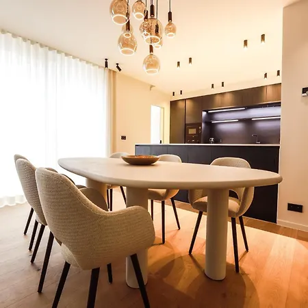Classy With Large Terrace Near *