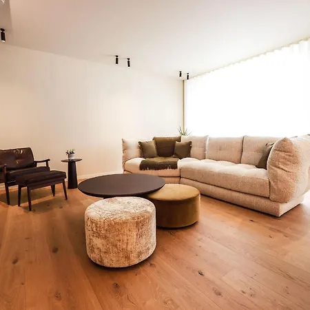 Classy With Large Terrace Near
